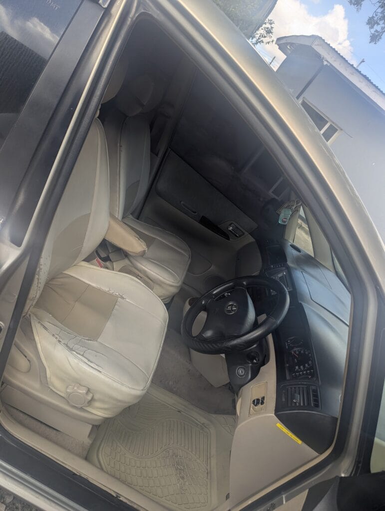 Magari Sokoni Toyota Spacio ya Bei Poa 2004