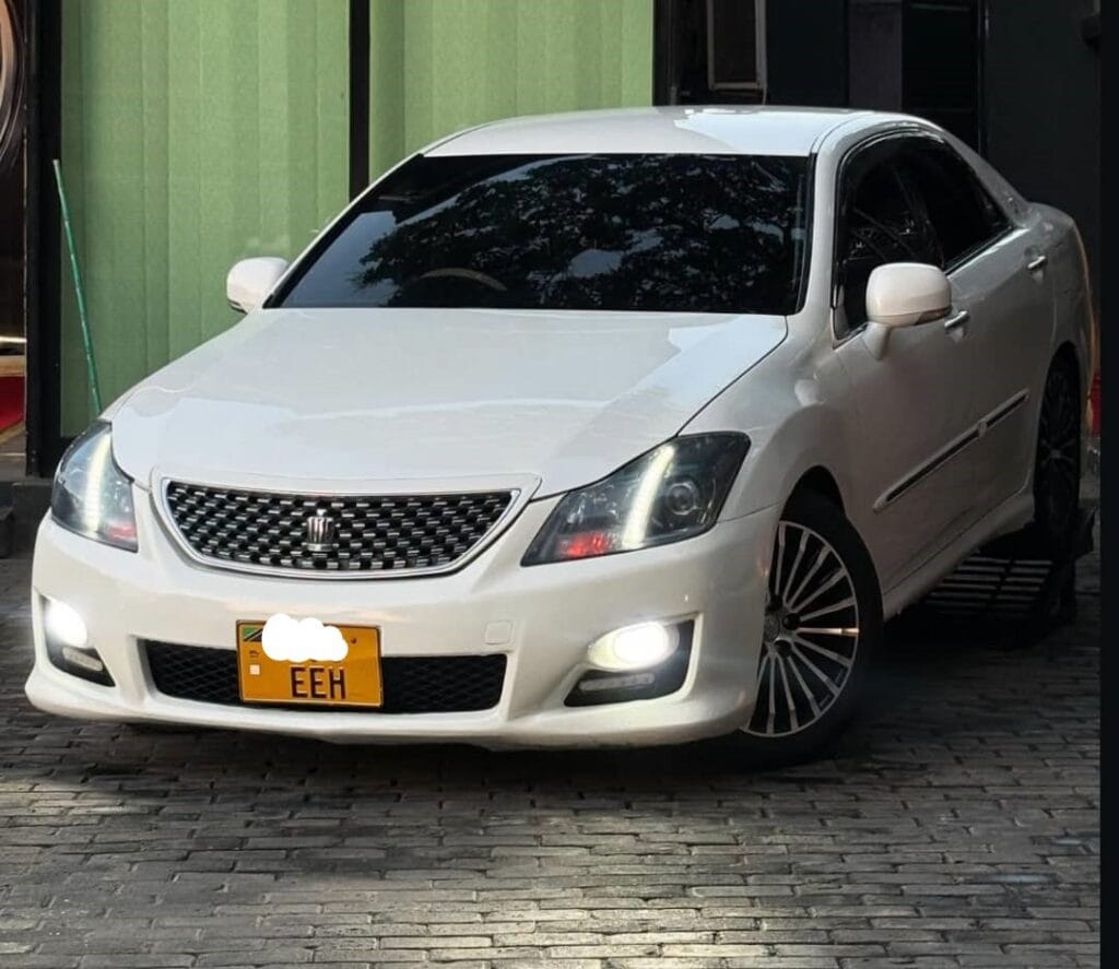 Bei ya Toyota Crown 2009 Sokoni Dar es salaam Tanzania
