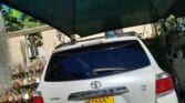 Toyota Kluger bei poa sokoni Dar es salaam Tanzania