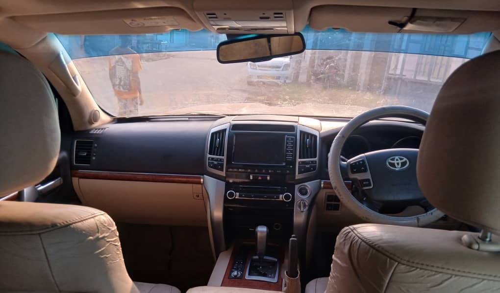 Price Toyota Land Cruiser V8 2022 for Sale in Dar es salaam