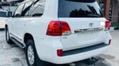 Magari Used Toyota Land Cruiser V8 2013 Dar es salaam Tanzania