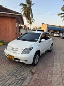 Used Toyota IST 2002 for Sale in Dar es salaam