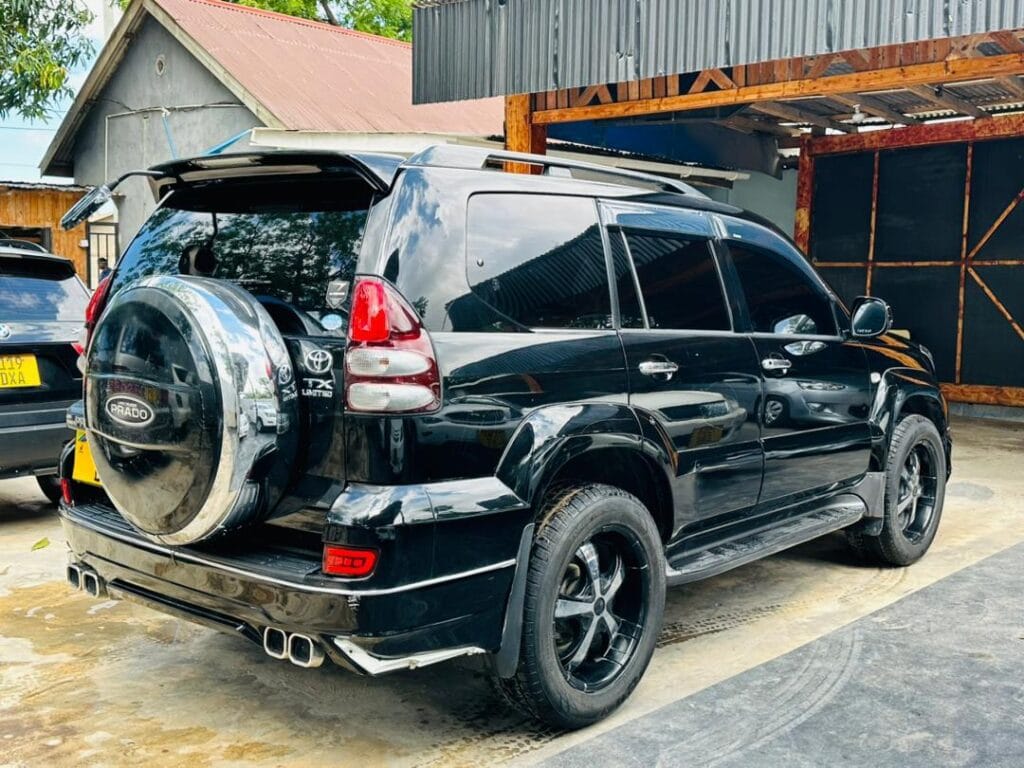 Toyota Land Cruiser Prado 2007 Inauzwa Dar es salaam Tanzania