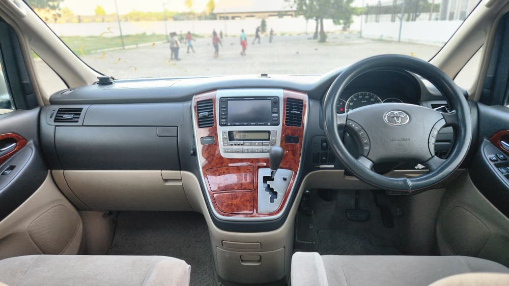 Price Toyota Alphard 2003 for Sale in Dar es salaam