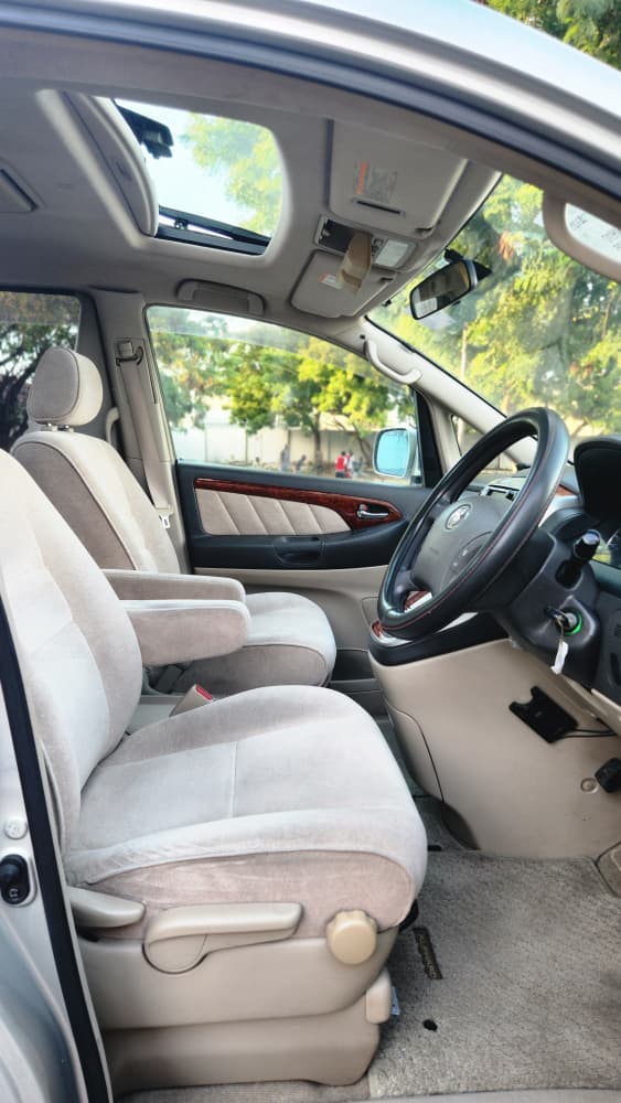For Sale Toyota Alphard 2003 in Dar es salaam