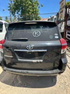 Used Toyota Vanguard 2010 for Sale in Dar es salaam