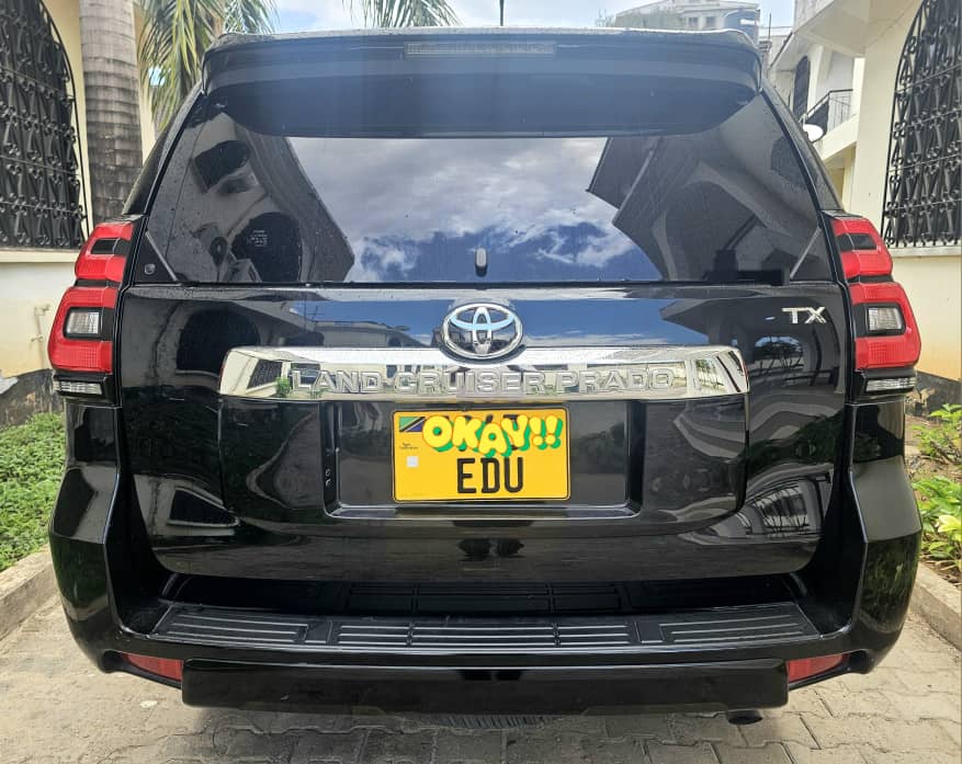 Toyota Land Cruiser Prado 2018 for Sale in Dar es salaam