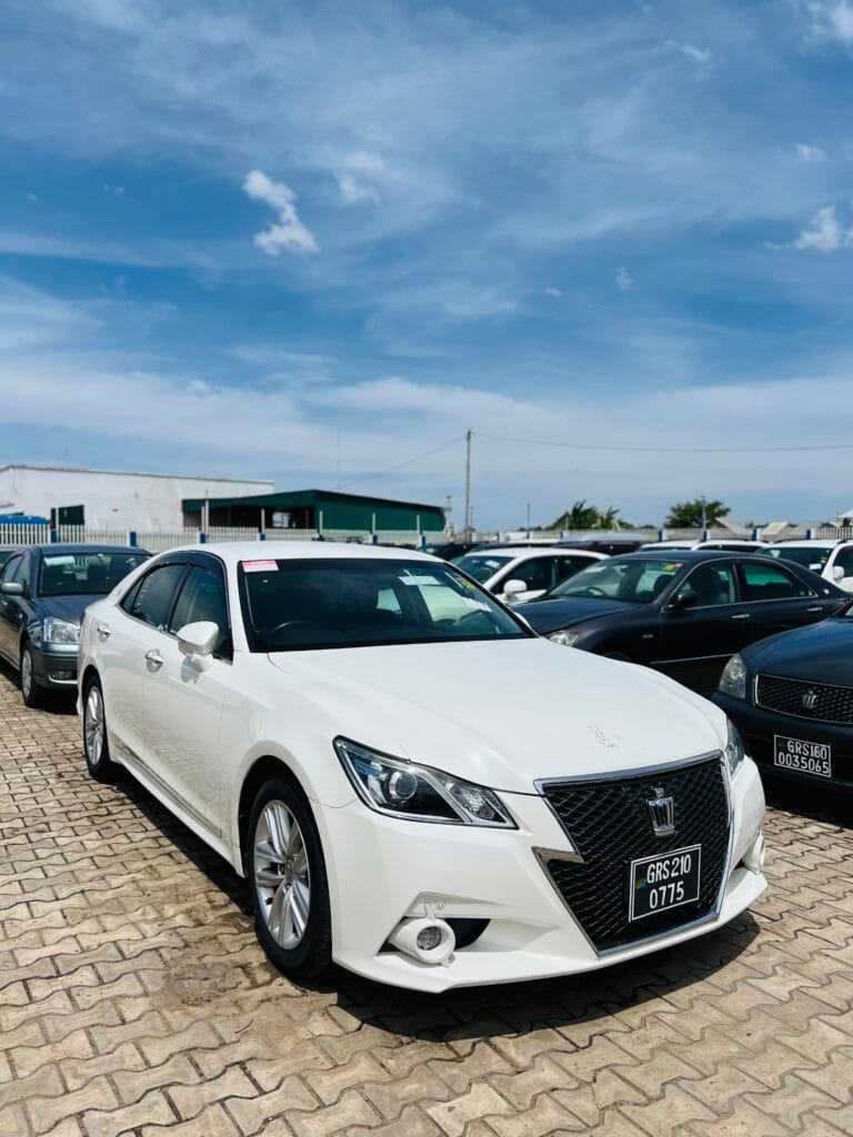 Price Of Toyota Crown 2013 for Sale in Tanzania