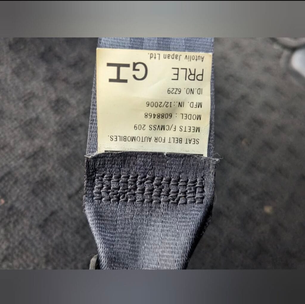 Bei ya Mitsubishi Outlander 2006 Sokoni Dar es salaam Tanzania