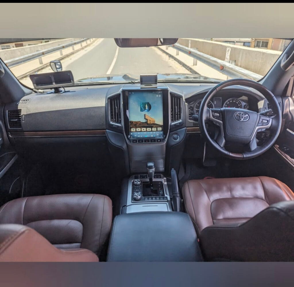 Bei ya Toyota Land Cruiser V8 2020 Sokoni Dar es salaam Tanzania