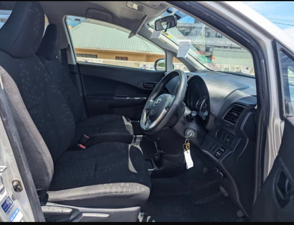 Buy Toyota Ractis 2014 for Sale in Dar es salaam