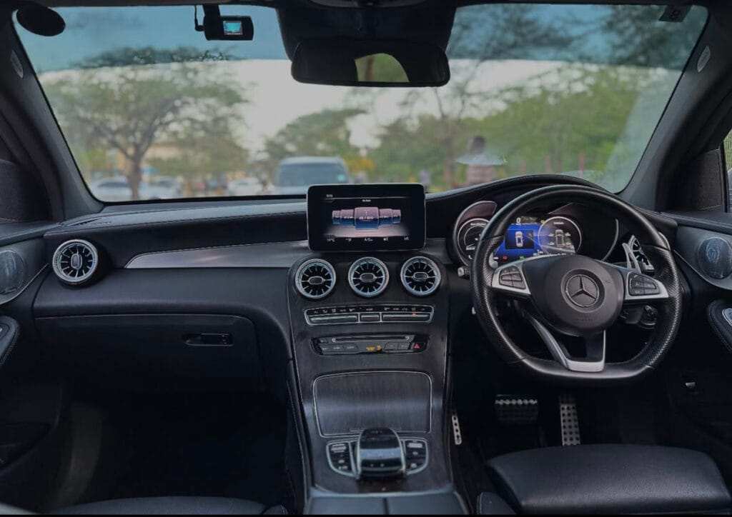 Magari Used Benz GLC 2017 Dar es salaam Tanzania