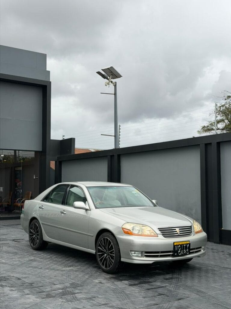 Magari Mark II 2006 lipo Dar es salaam