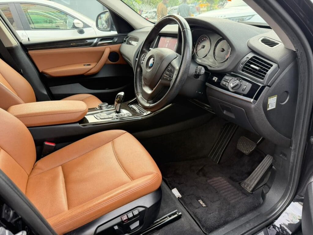 Magari X3 2015 lipo Dar es salaam