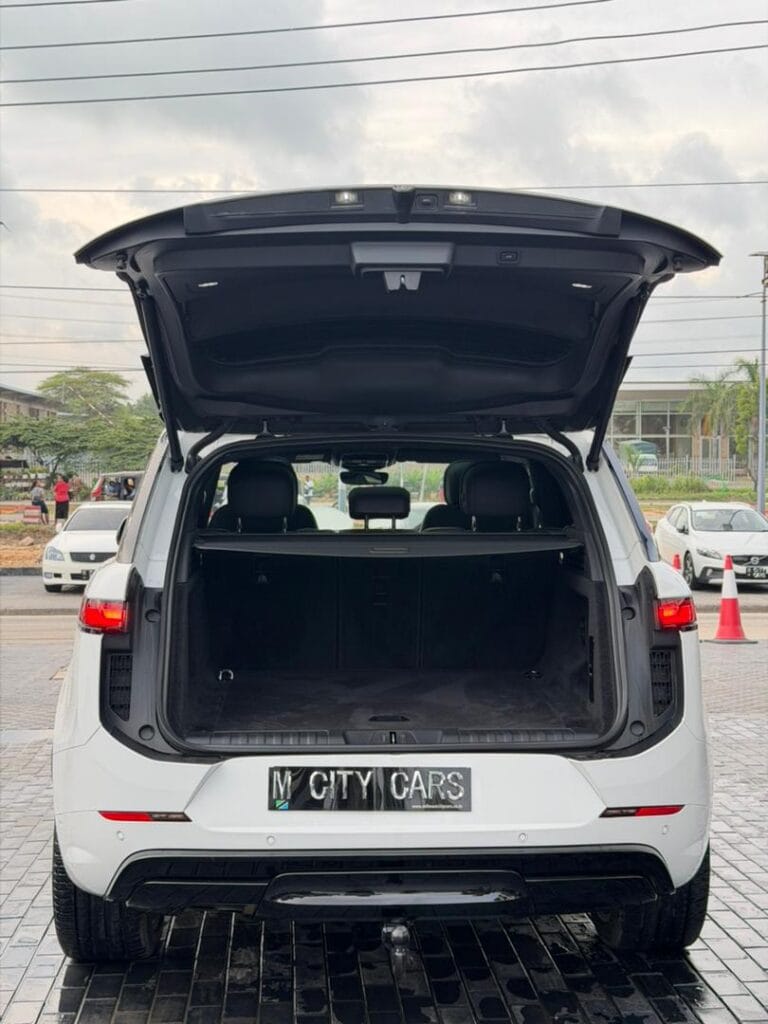 Land Rover Range Rover Sport 2023 Inauzwa Dar es salaam Tanzania