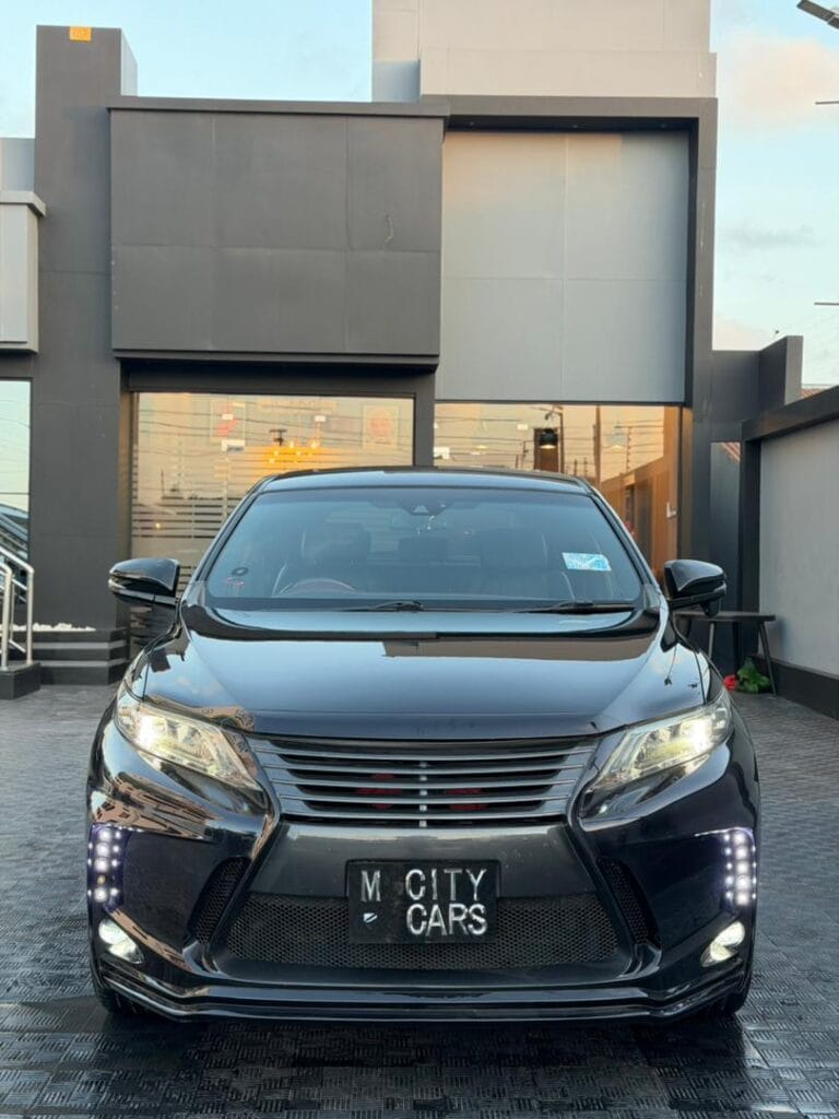 Toyota Harrier 2015 for Sale in Dar es salaam