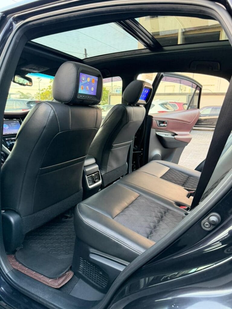 Buy Toyota Harrier 2015 for Sale in Dar es salaam