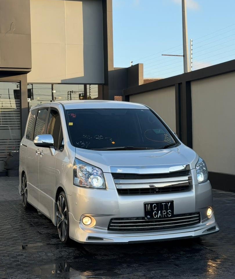 Price Of Toyota Noah 2007 for Sale in Tanzania
