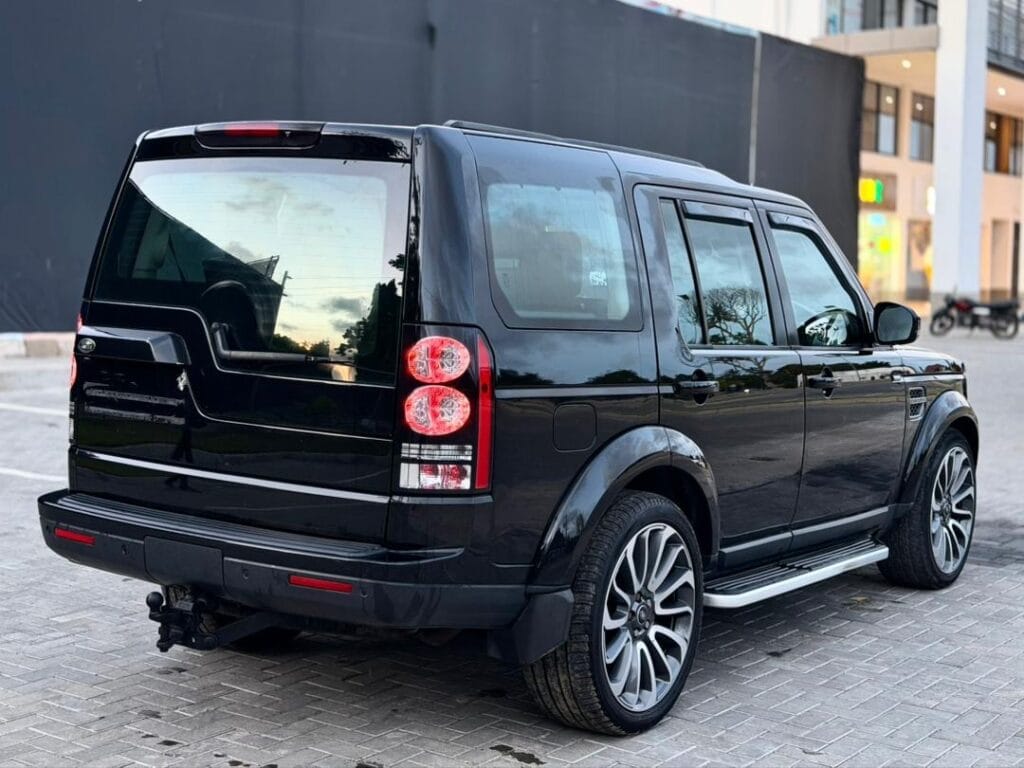 Buy Land Rover Discovery 2008 for Sale in Dar es salaam