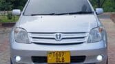 Used Toyota IST 2005 for Sale in Dar es salaam