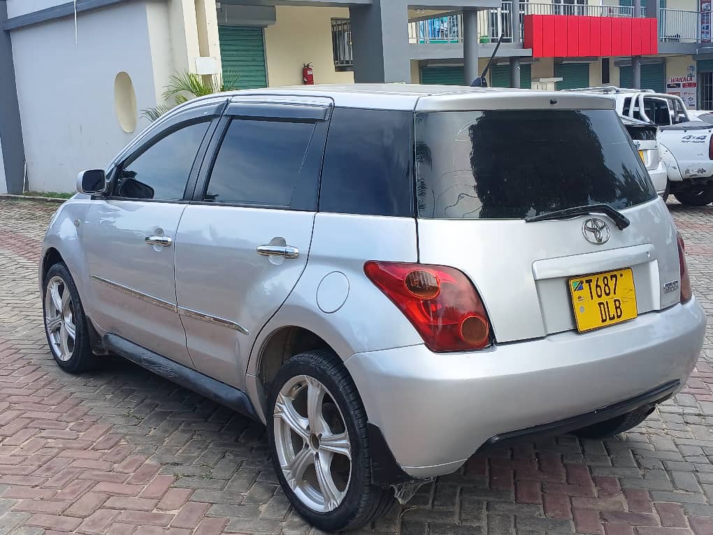 Buy Toyota IST 2005 for Sale in Dar es salaam