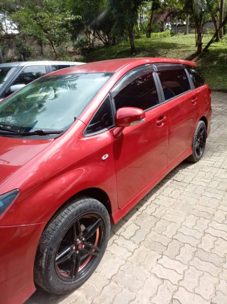 For Sale Toyota Wish 2012 in Dar es salaam