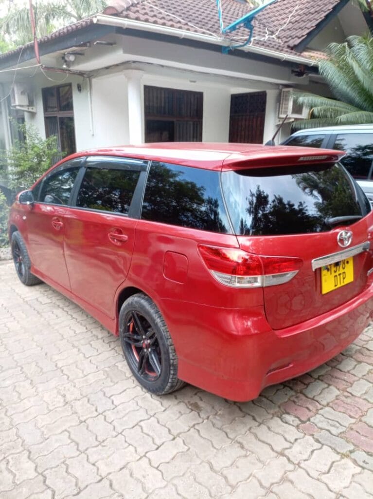 Price Toyota Wish 2012 for Sale in Dar es salaam