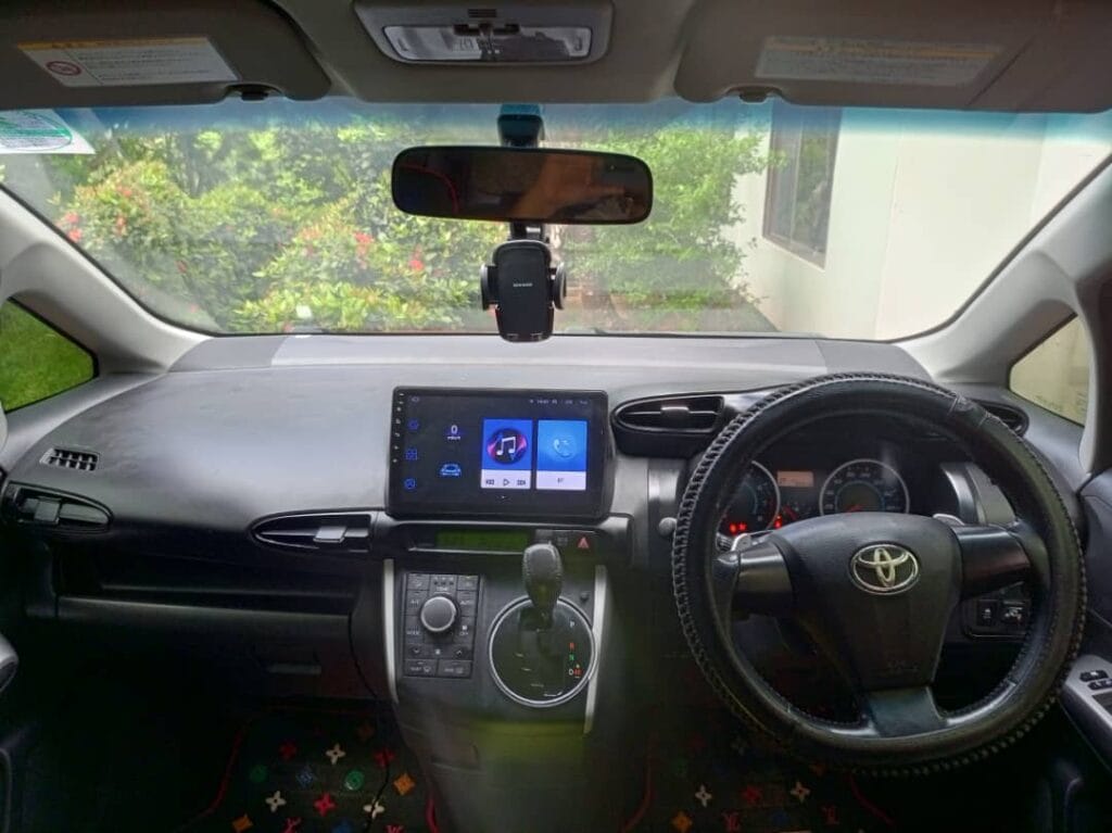 Price Toyota Wish 2012 for Sale in Dar es salaam