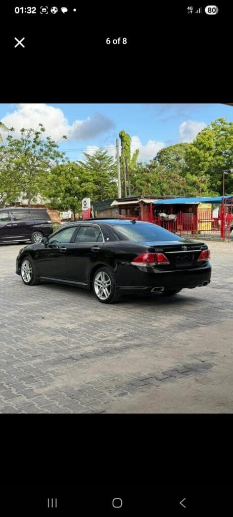 Price Of Toyota Crown 2010 for Sale in Tanzania