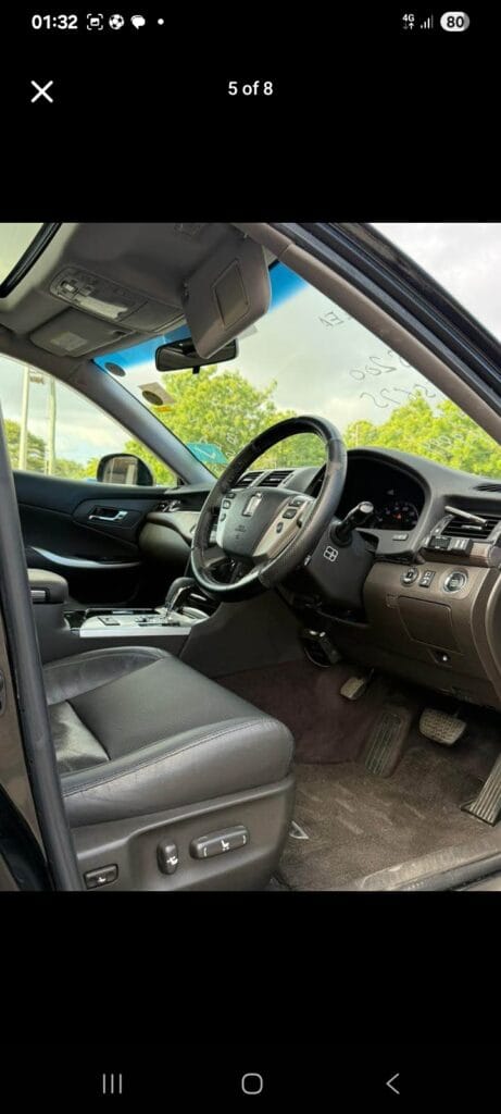 Price Toyota Crown 2010 for Sale in Dar es salaam