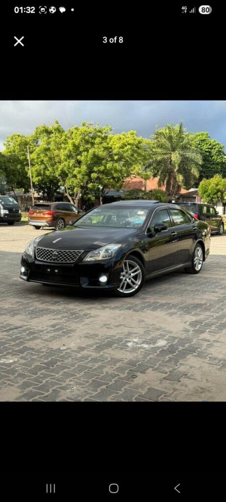 Buy Toyota Crown 2010 for Sale in Dar es salaam