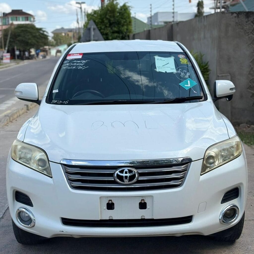 Price Of Toyota Vanguard 2009 for Sale in Tanzania