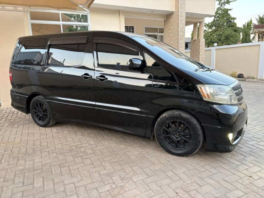 Price Of Toyota Alphard 2006 for Sale in Tanzania