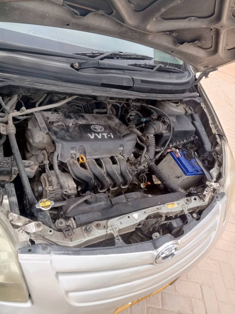 Toyota Spacio bei poa sokoni Dar es salaam Tanzania