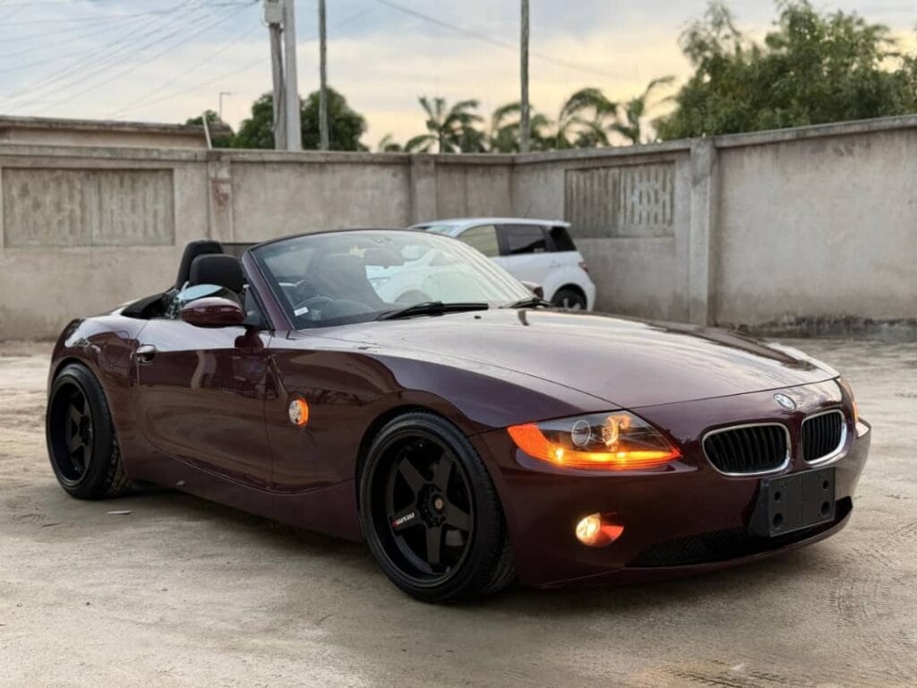 Buy BMW Z4 2004 for Sale in Dar es Salaam