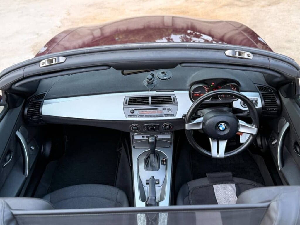 Price Of BMW Z4 2004 for Sale in Tanzania
