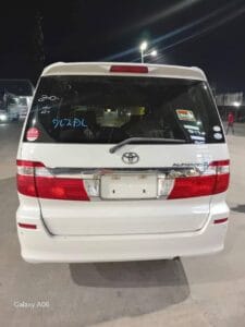 Bei ya Toyota Alphard 2005 Sokoni Dar es salaam Tanzania