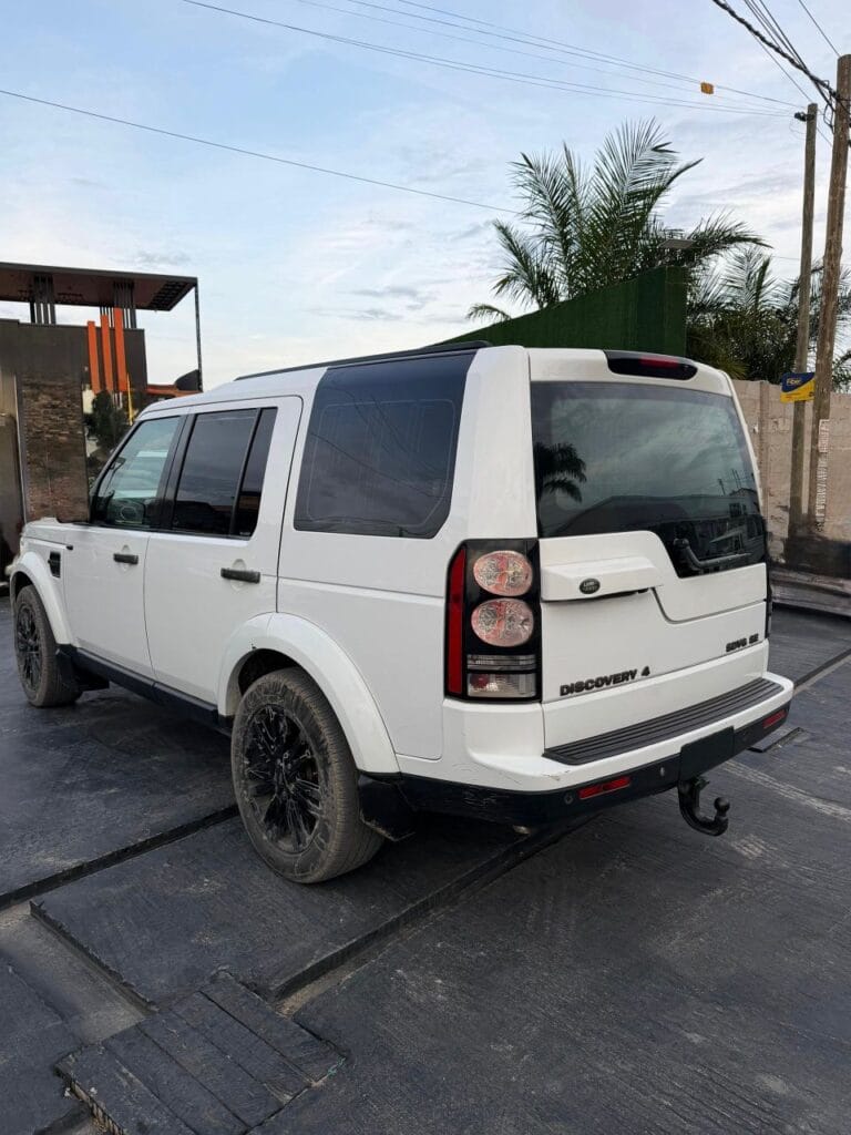 Buy Land Rover Discovery 2011 for Sale in Dar es salaam