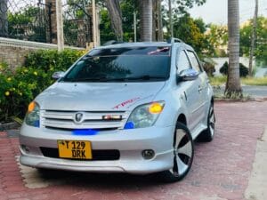 Used Toyota IST 2005 for Sale in Dar es salaam