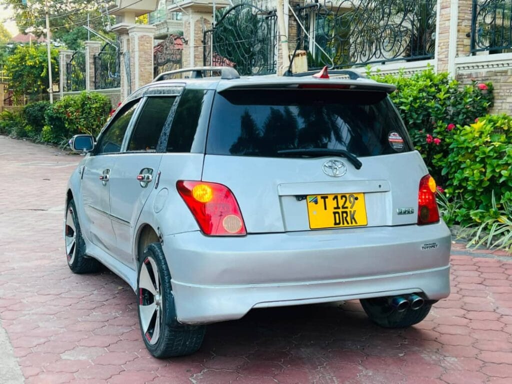 Price Of Toyota IST 2005 for Sale in Tanzania