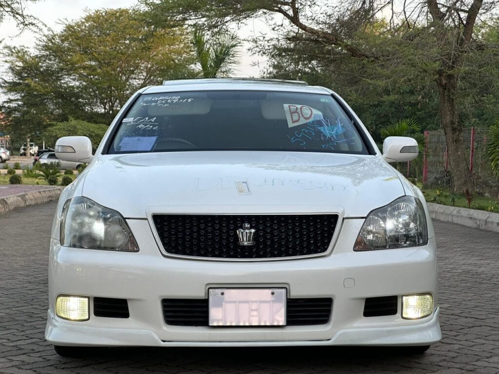 Buy Toyota Crown 2007 for Sale in Dar es salaam
