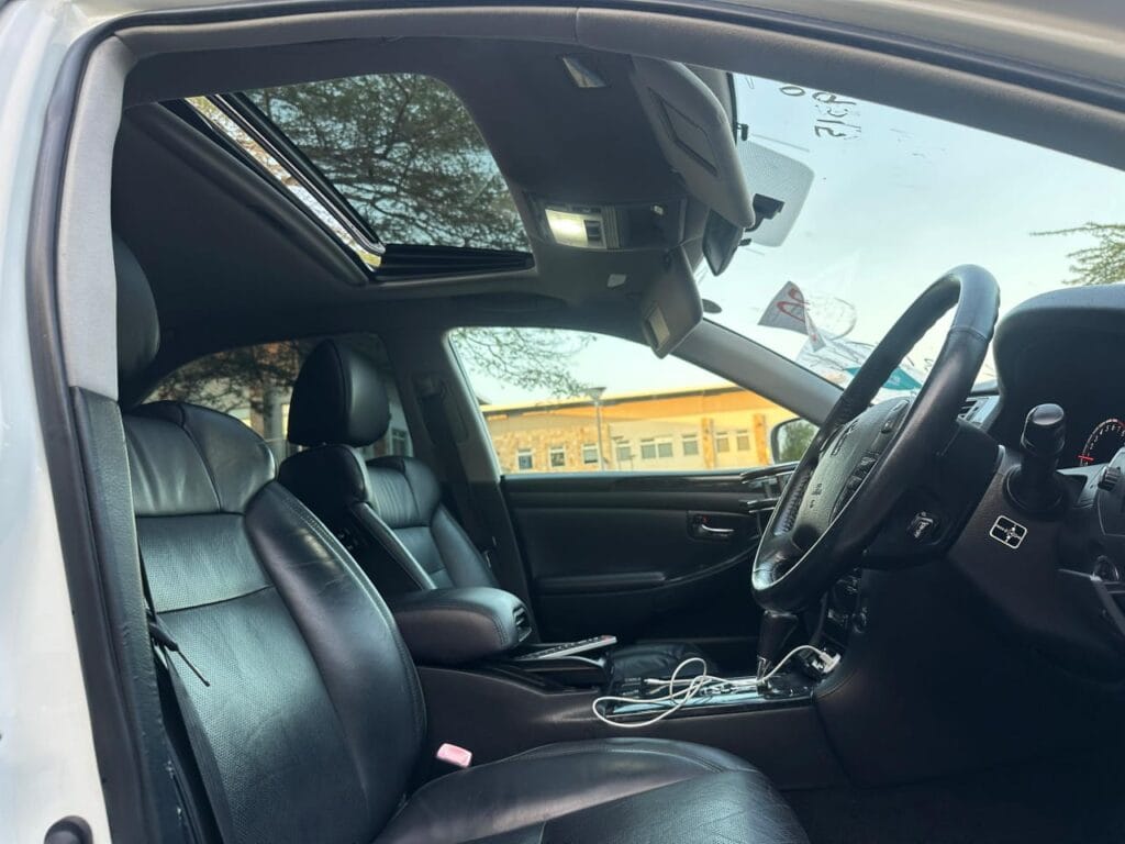 Price Of Toyota Crown 2007 for Sale in Tanzania