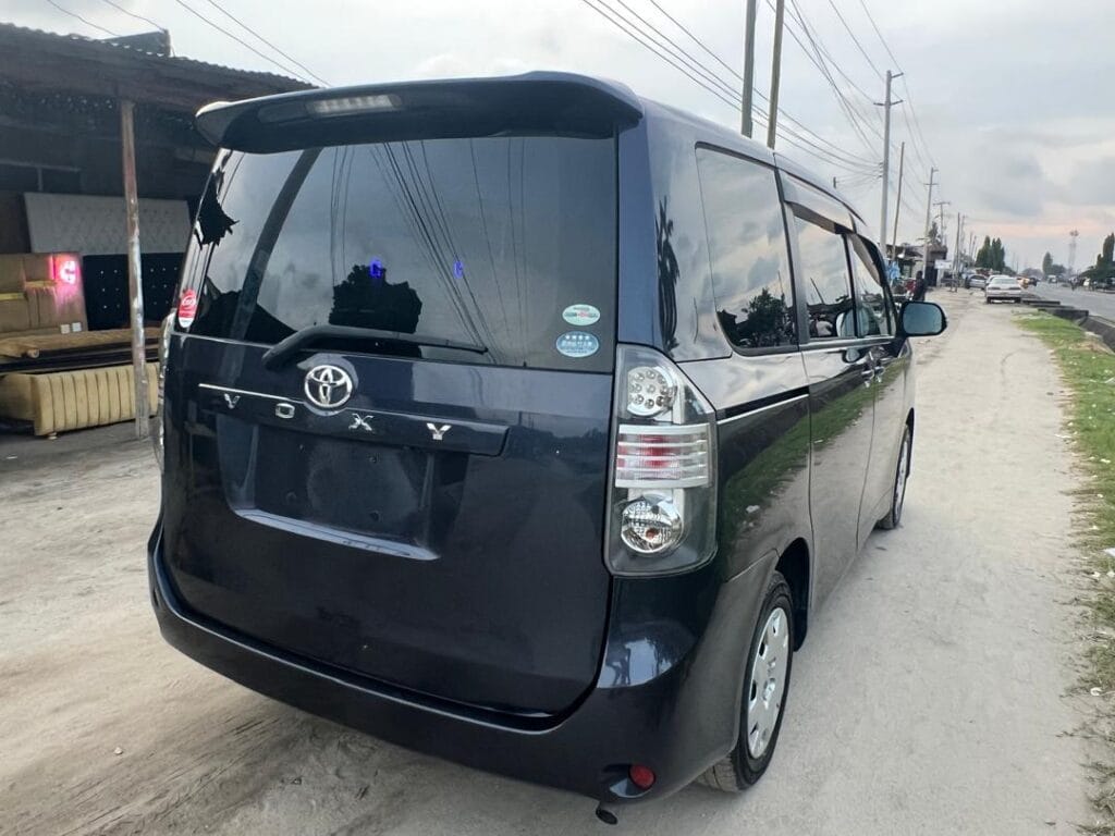 Toyota Noah 2008 for Sale in Dar es salaam