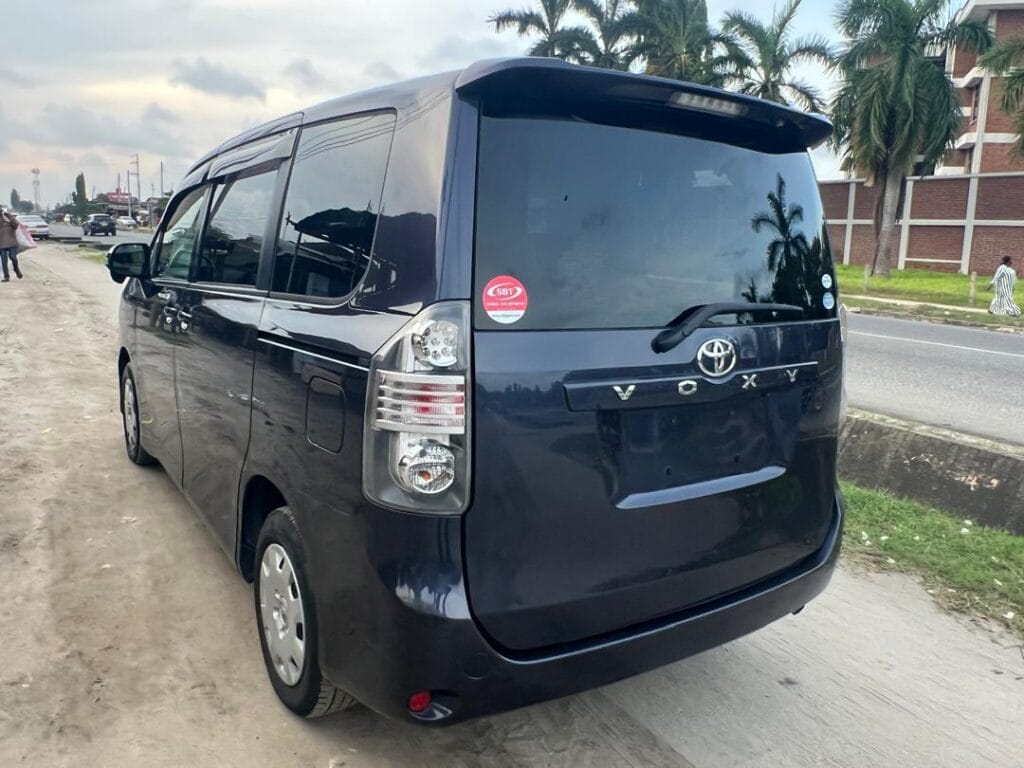 Price Of Toyota Noah 2008 for Sale in Tanzania