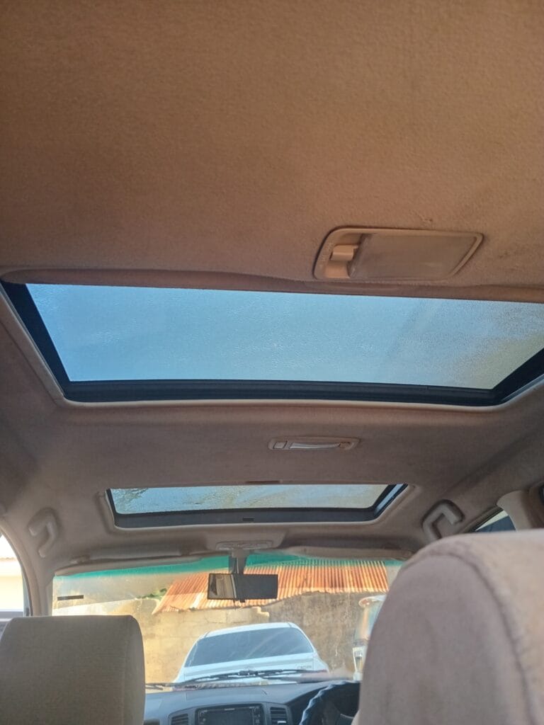 Toyota Spacio bei poa sokoni Arusha Tanzania