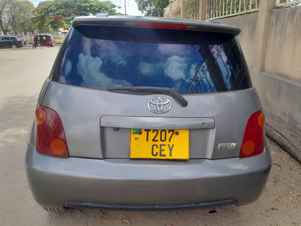 Price Of Toyota IST 2005 for Sale in Tanzania