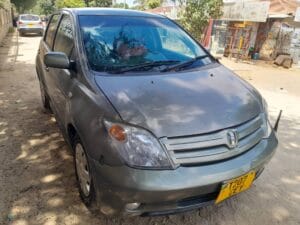 Used Toyota IST 2005 for Sale in Dodoma