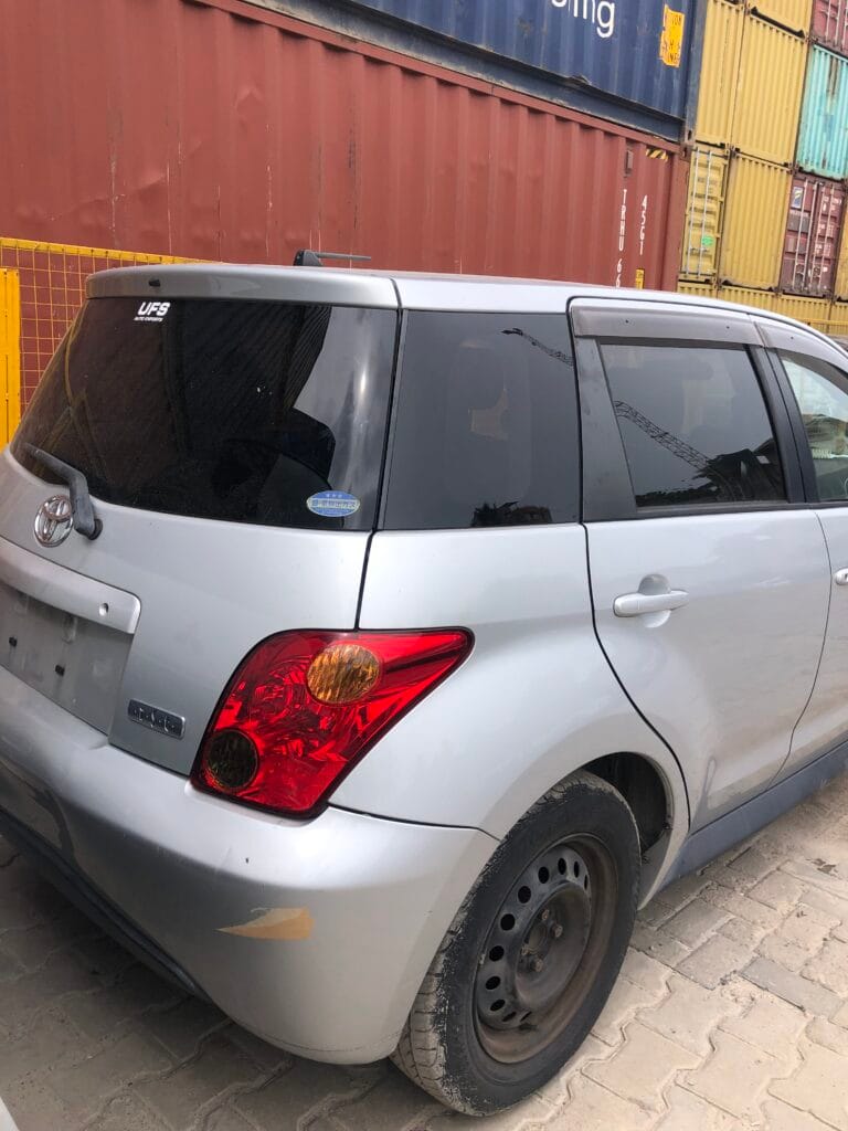 Used Toyota IST 2003 for Sale in Dar es salaam