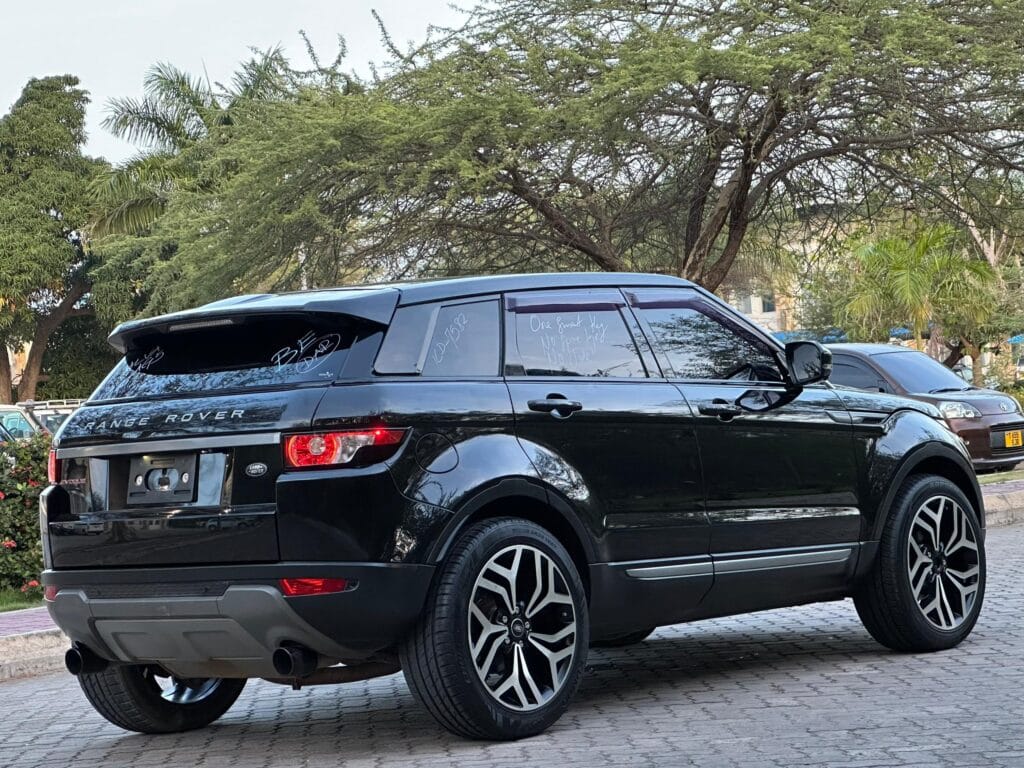 Buy Land Rover Range Rover Evoque 2014 for Sale in Dar es salaam