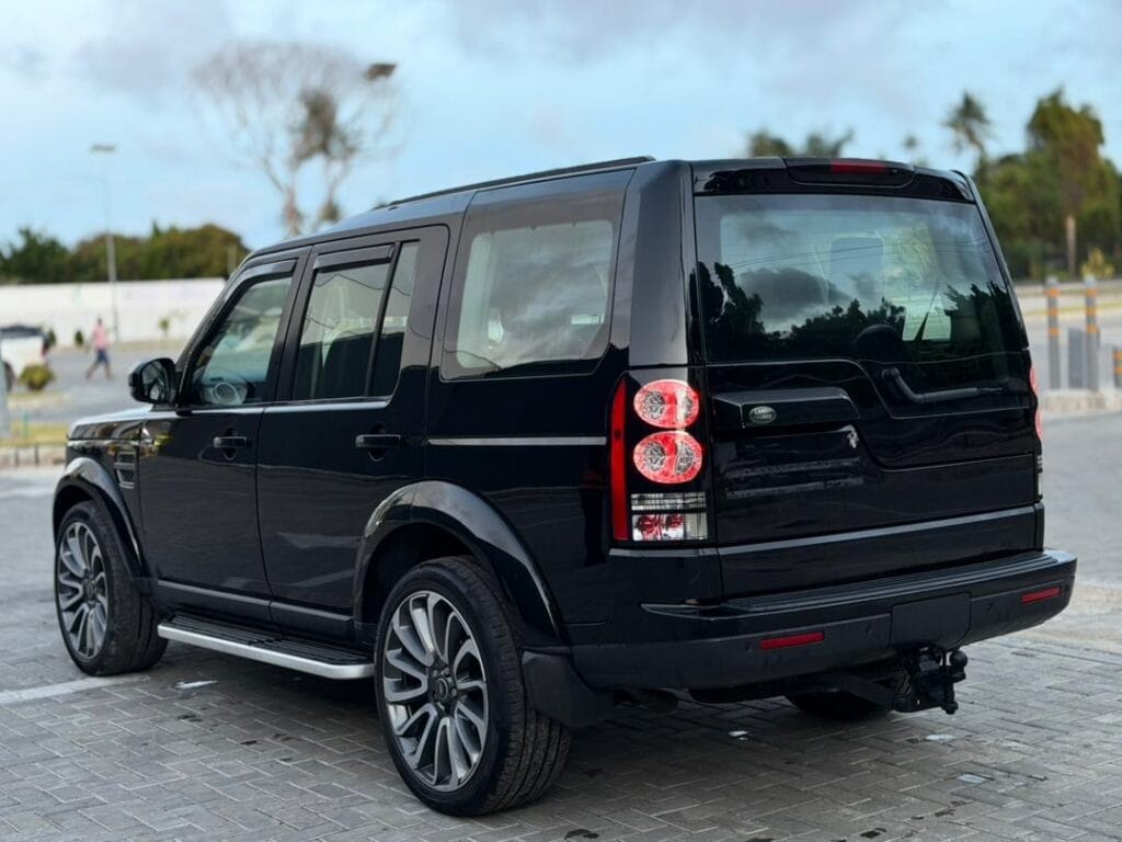 Price Of Land Rover Discovery 2008 for Sale in Tanzania